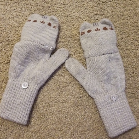 Pusheen Accessories - Pusheen Subscription Box Exclusive Gloves